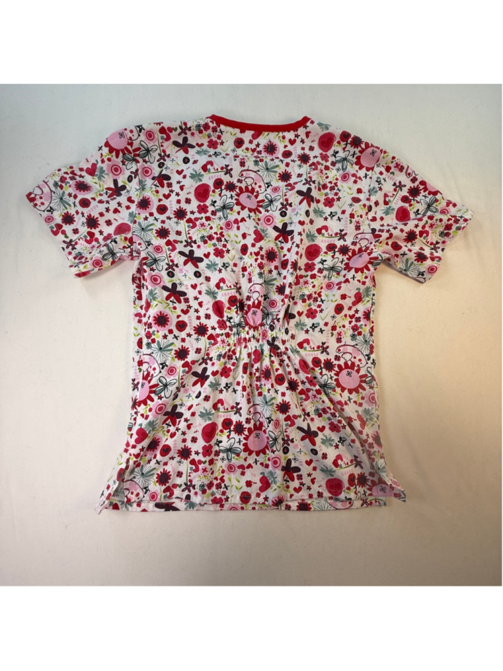 Beverly Hills Uniforms Scrub Top Women’s Small Floral Hearts Butterflies Medical